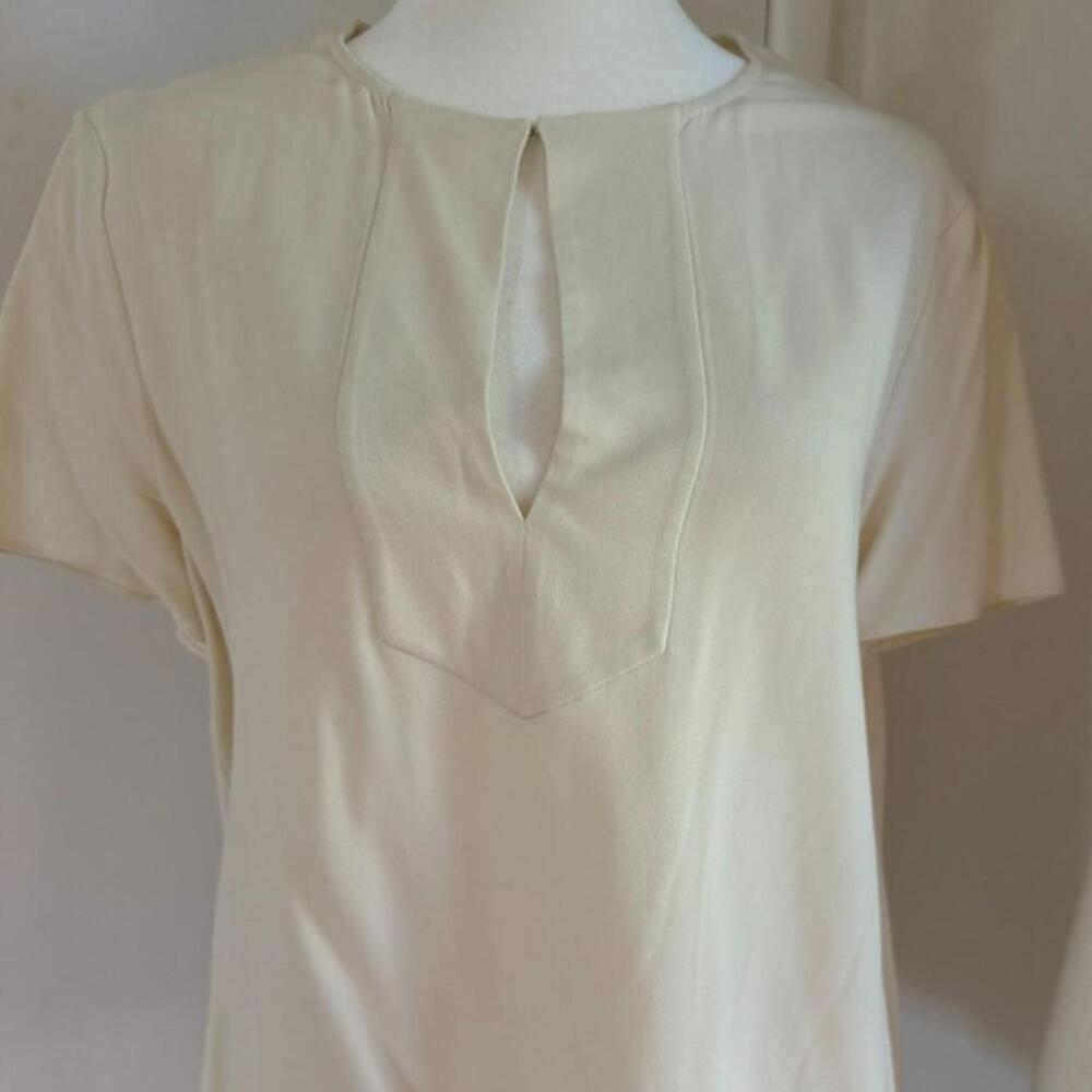 Jenni Kayne ivory silk keyhole blouse